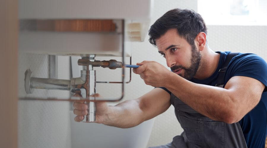 Professional water heater installation services in Deckerville, MI